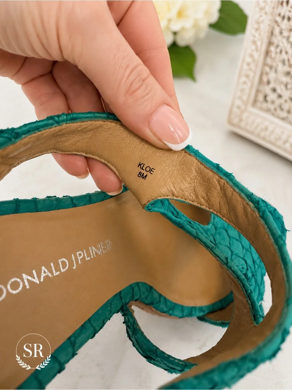 Lisa for Donald J. Pliner Kloe Y2K Wedge Sandals Sz 8 Teal Snakeskin